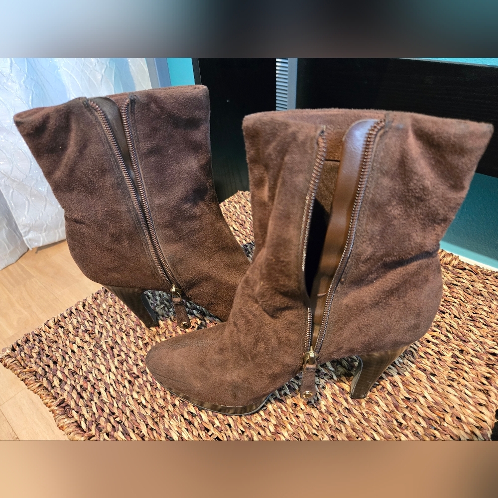 Chocolate Brown Heeled Boots